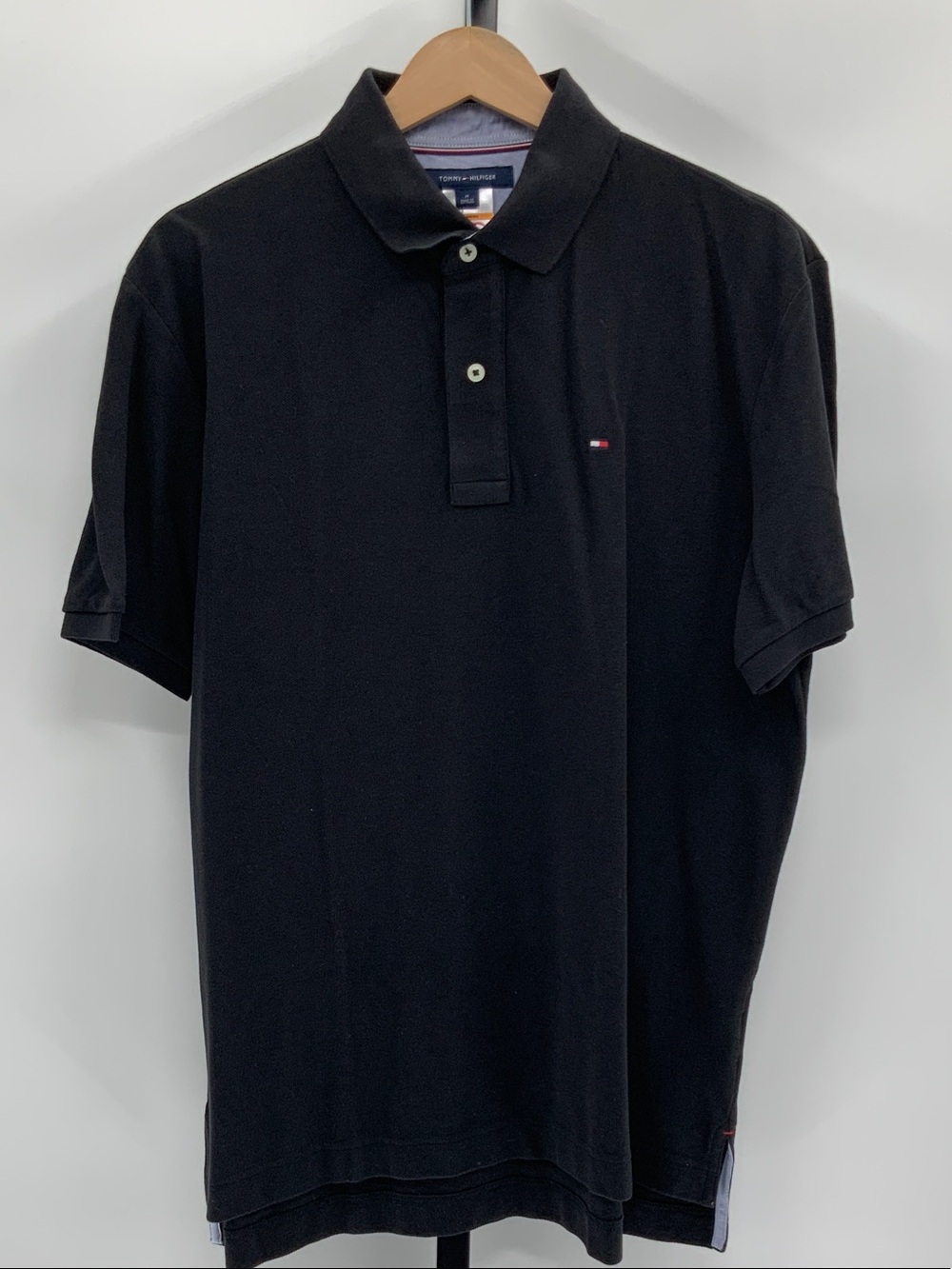 Tommy Hilfiger Black Short-Sleeve Polo with Small Flag Logo